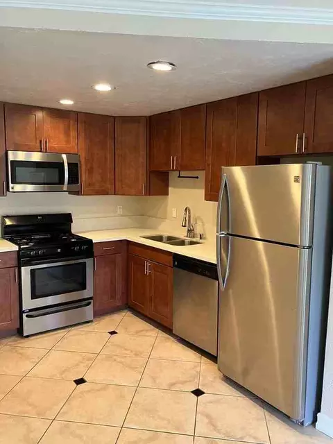 13340 Community Rd, Poway, CA 92064