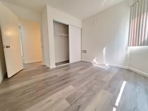 8700 Topanga Canyon Blvd, Los Angeles, CA 91304