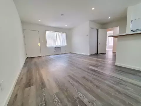 8700 Topanga Canyon Blvd, Los Angeles, CA 91304