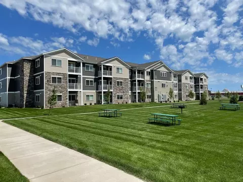5370 383rd St, North Branch, MN 55056