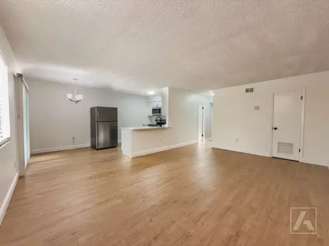 615 Lakeview St, Orlando, FL 32804