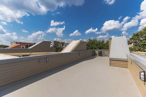 1609 Ogden St, Philadelphia, PA 19130
