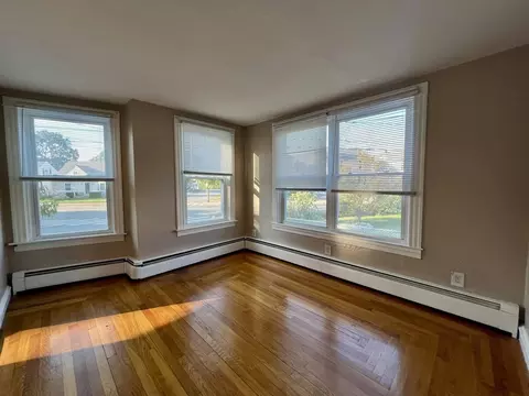 285 Baxter St, Pawtucket, RI 02861 photo 8