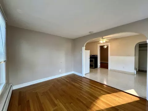 285 Baxter St, Pawtucket, RI 02861 photo 6