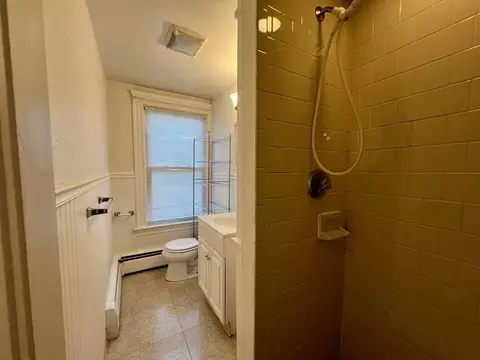 285 Baxter St, Pawtucket, RI 02861 photo 13