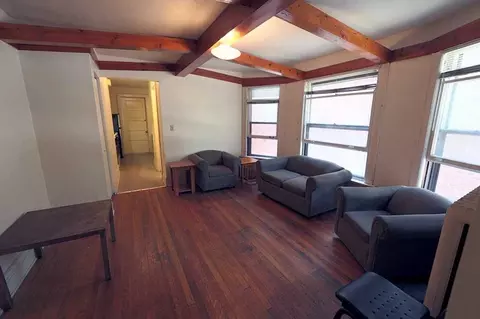 137 Langdon St, Madison, WI 53703