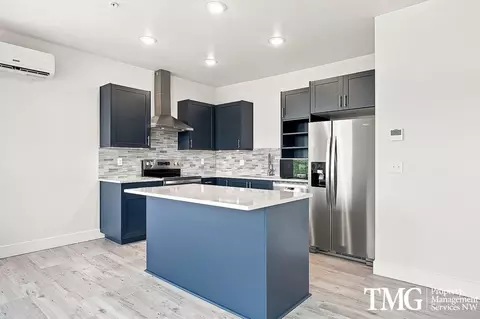 7918 W 10th Ave, Kennewick, WA 99336 photo 8