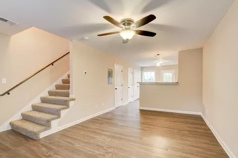 1238 Parkway Pl, Clarksville, TN 37042