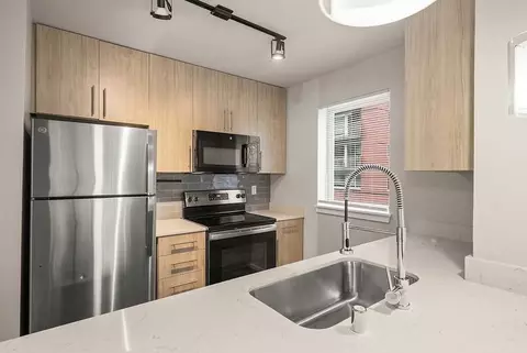 422 Yale Ave N, Seattle, WA 98109 photo 50
