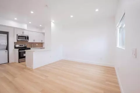 3625 Mclaughlin Ave, Los Angeles, CA 90066