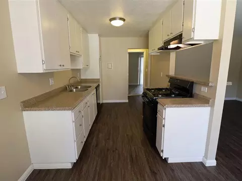 315 W Lincoln Ave, Orange, CA 92865