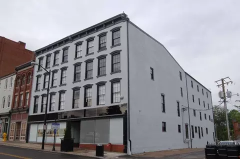 230 N Sycamore St, Petersburg, VA 23803
