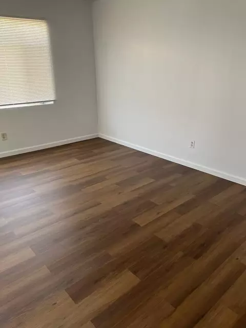 308 Spruce St NE, Albuquerque, NM 87106