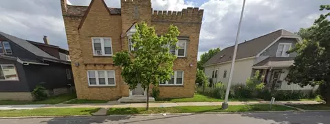 3811 W Hampton Ave, Milwaukee, WI 53209