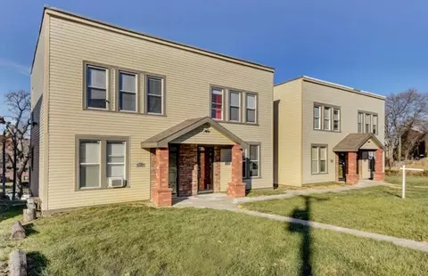 534 S 30th St, Omaha, NE 68105