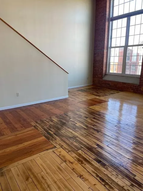 10 Manomet St, New Bedford, MA 02746