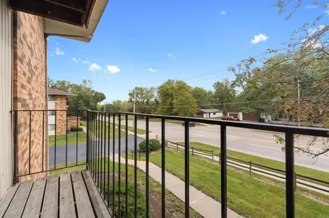 4323 N Division St, Davenport, IA 52806