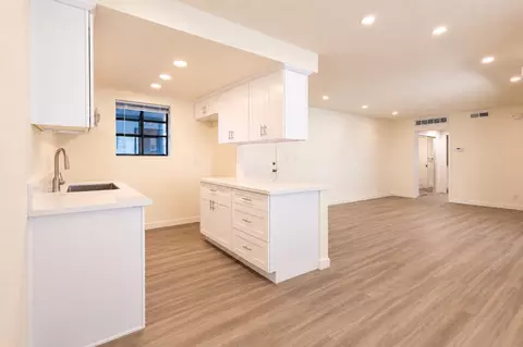 2350 S Bentley Ave, Los Angeles, CA 90064