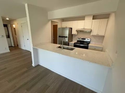 5800 22nd Ave NW, Seattle, WA 98107
