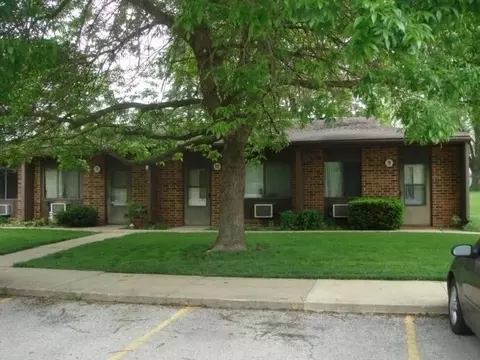 425 N Dubuque St, North Liberty, IA 52317