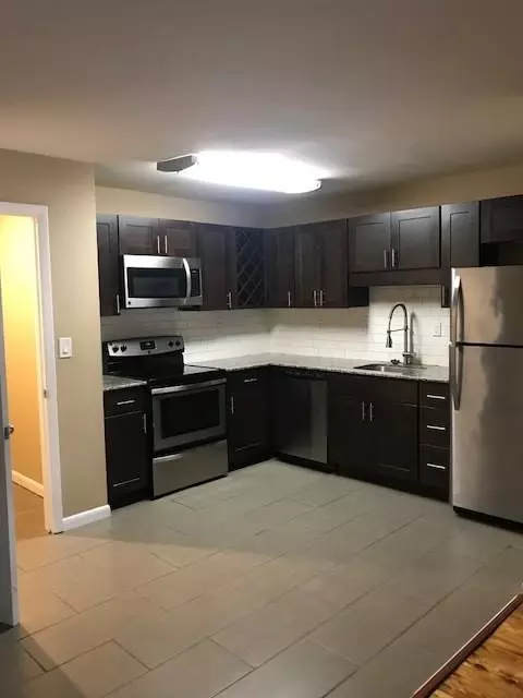 321 Monroe St, Freemansburg, PA 18017
