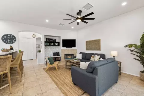 Wayne St, Indio, CA 92201