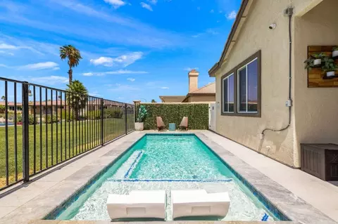 Wayne St, Indio, CA 92201 photo 7