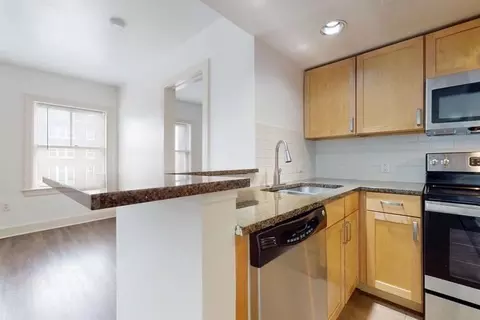 350 E Armour Blvd, Kansas City, MO 64111