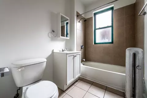 2900 E 91st St, Chicago, IL 60617 photo 2