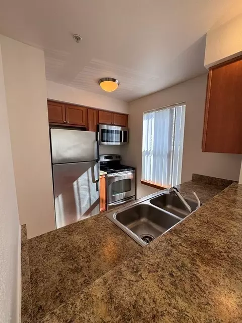 21428 International Blvd, Seatac, WA 98198