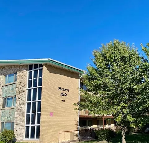 1829 N 19th Ave, Melrose Park, IL 60160