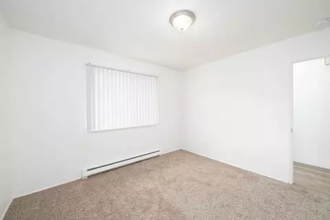 1205 E Powell Blvd, Gresham, OR 97030 photo 5