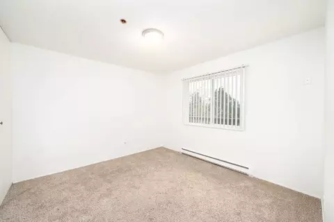 1205 E Powell Blvd, Gresham, OR 97030 photo 3