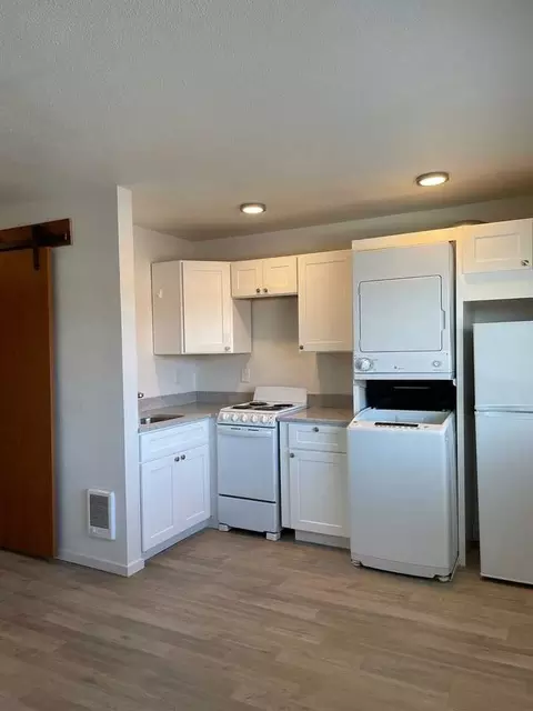 6605 6th Ave, Tacoma, WA 98406