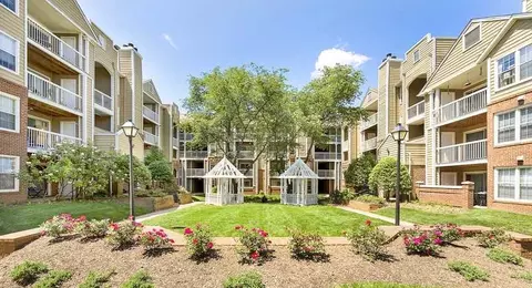 9806 Mahogany Dr, Gaithersburg, MD 20878 photo 51
