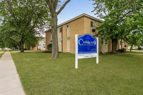 21800 Coolidge Hwy, Oak Park, MI 48237