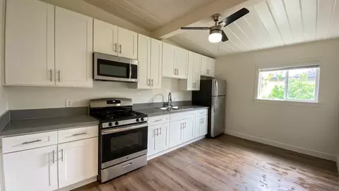 304 65th St, San Diego, CA 92114