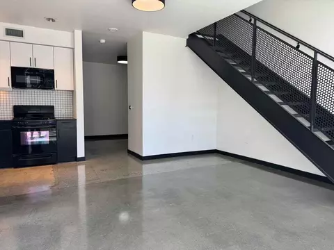 100 Long Beach Blvd, Long Beach, CA 90802 photo 2