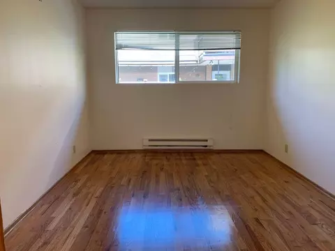 6727 24th Ave NW, Seattle, WA 98117