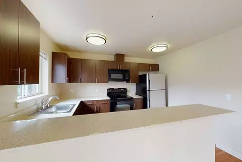 13700 NE 10th Pl, Bellevue, WA 98005 photo 11