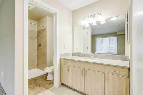 13700 NE 10th Pl, Bellevue, WA 98005 photo 10