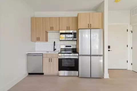 5521 Wayne Ave, Philadelphia, PA 19144