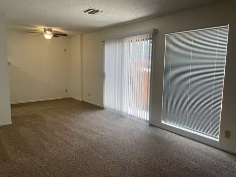 2421 I St, Sacramento, CA 95816