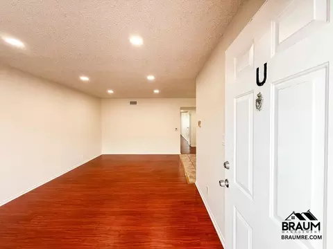 221 W Elm Ave, Burbank, CA 91502