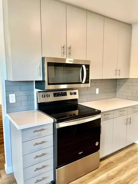 4585 Hamilton St, San Diego, CA 92116