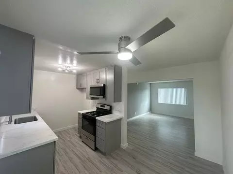 9328 Palm St, Bellflower, CA 90706