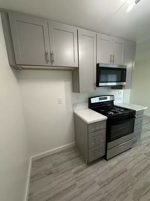 9328 Palm St, Bellflower, CA 90706 photo 6