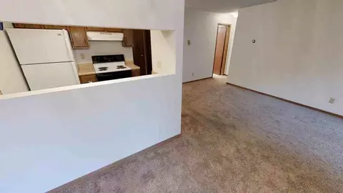 2310 Mortensen Rd, Ames, IA 50014