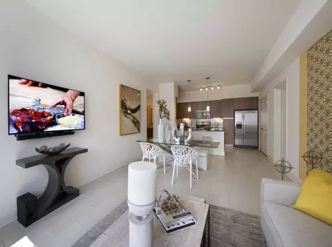 20080 W Dixie Hwy, Miami, FL 33180 photo 8