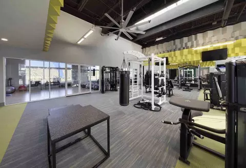 20080 W Dixie Hwy, Miami, FL 33180 photo 20
